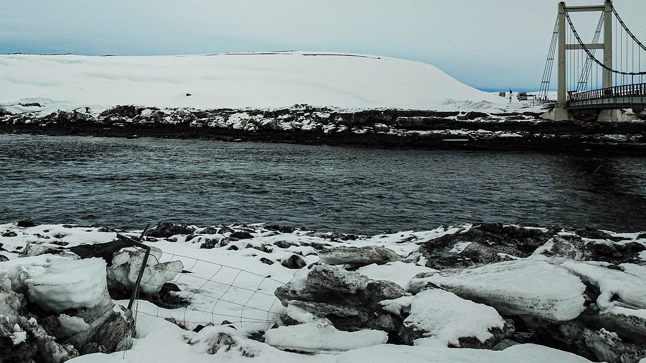 brotin sauðfjárveikivarnagirðing við jökulsá á fjöllum