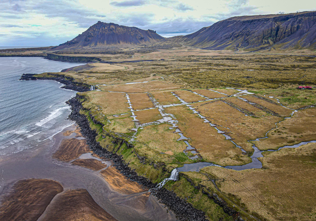Loftmynd af endurheimtu votlendi í landi Hnausa og Hamraenda Loftmynd af endurheimtu votlendi í landi Hnausa og Hamraenda